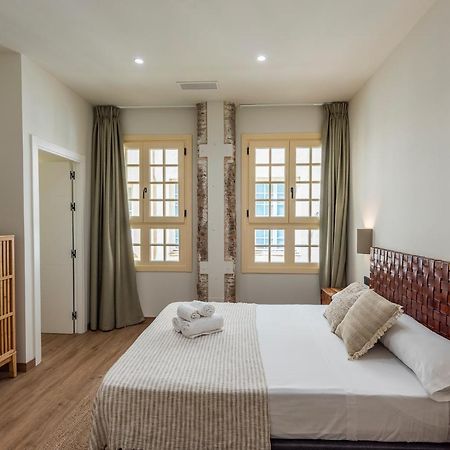 Chinitas Cathedral Apartment มาลากา ภายนอก รูปภาพ