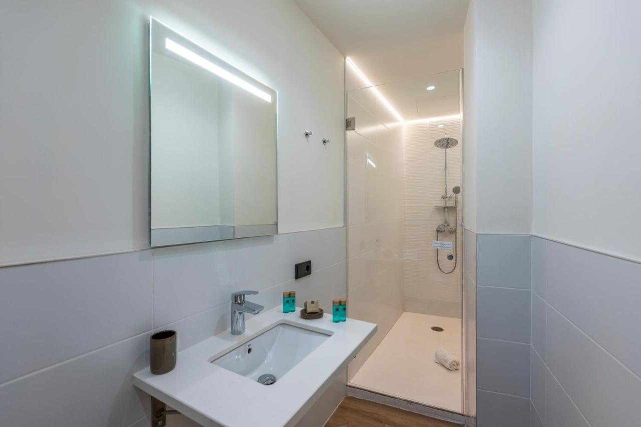 Chinitas Cathedral Apartment มาลากา ภายนอก รูปภาพ