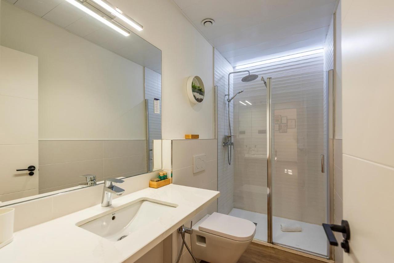 Chinitas Cathedral Apartment มาลากา ภายนอก รูปภาพ